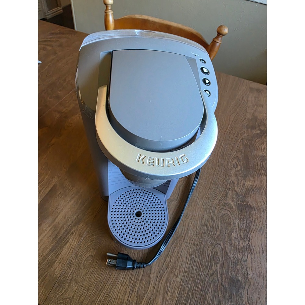 Keurig K-Classic K50 Single Serve K-Cup Pod Coffee Maker Gray 48oz Reservoir